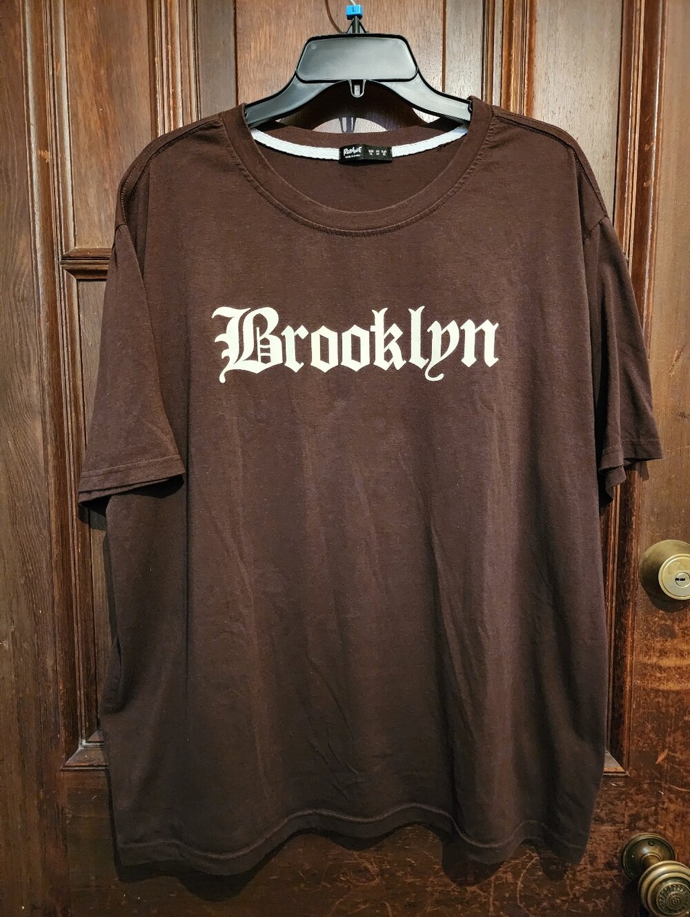 BROOKLYN Graphic Crew Neck Tee Shirt Chocolate Brown Men's- XL